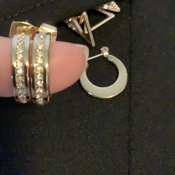 Cute Pixie Earrings - Picture 2 of 6